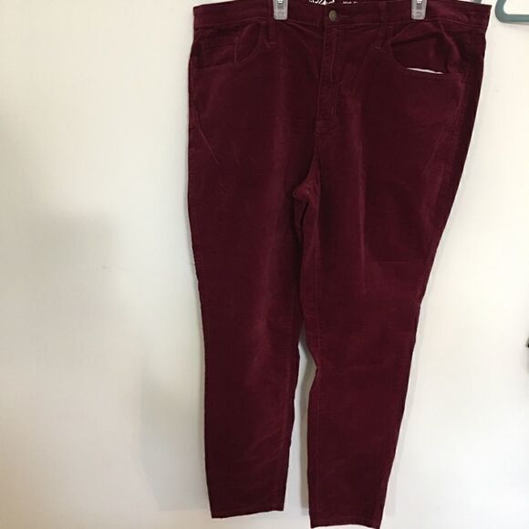 Mossimo Wine velvet skinny jeans! Plus - Picture 2 of 3